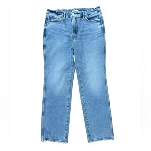 Good American Light Blue Straight Leg Jeans Fray Hem
Size 32